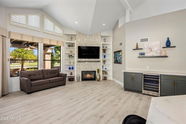 11809 N 40TH Place, Phoenix, AZ 85028