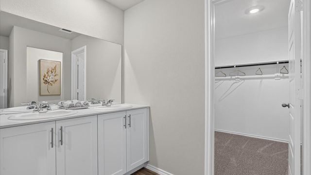 604 SMART STRIKE Trail, Granbury, TX 76049