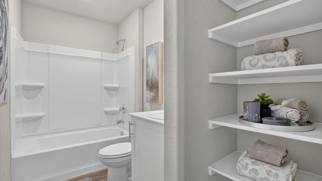 604 SMART STRIKE Trail, Granbury, TX 76049
