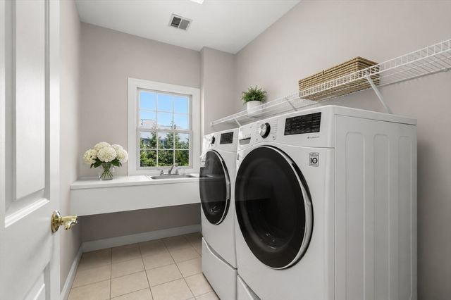 21 Coach Road, North Attleboro, MA 02760