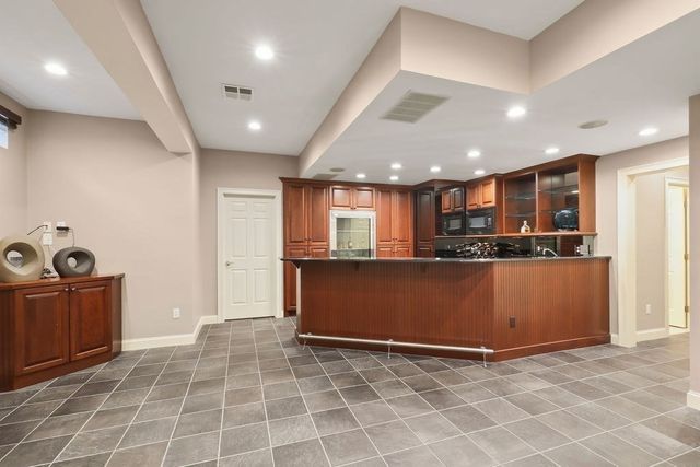 21 Coach Road, North Attleboro, MA 02760