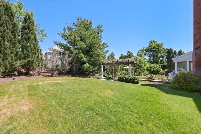 21 Coach Road, North Attleboro, MA 02760