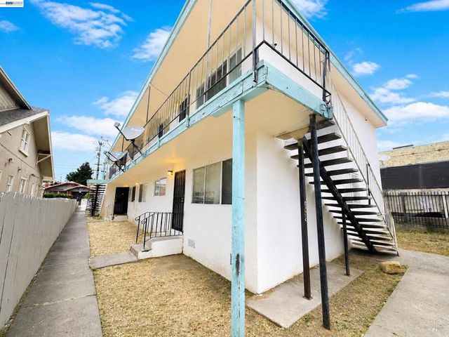 2426 57th Ave, Oakland, CA 94605