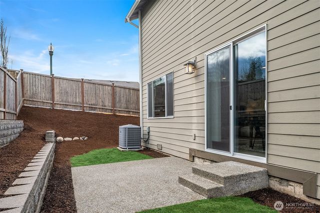 26340 203rd Ave SE, Covington, WA 98042