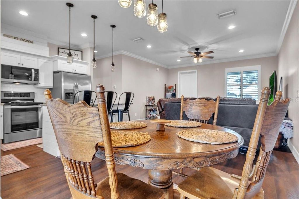 Image 16 of property listing at 8429 SW RIVERVIEW OAKS TERRACE, Arcadia, FL 34269