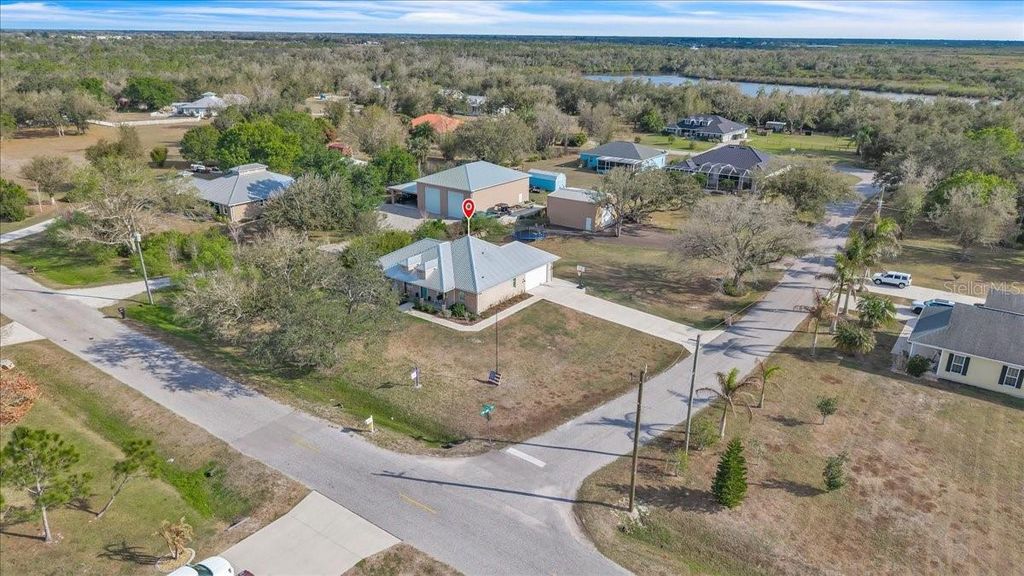 Image 33 of property listing at 8429 SW RIVERVIEW OAKS TERRACE, Arcadia, FL 34269