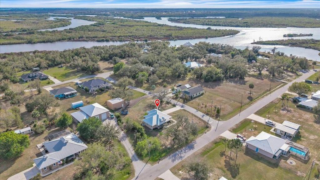 Image 35 of property listing at 8429 SW RIVERVIEW OAKS TERRACE, Arcadia, FL 34269