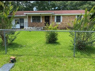 104 Liberty, Dothan, AL 36303