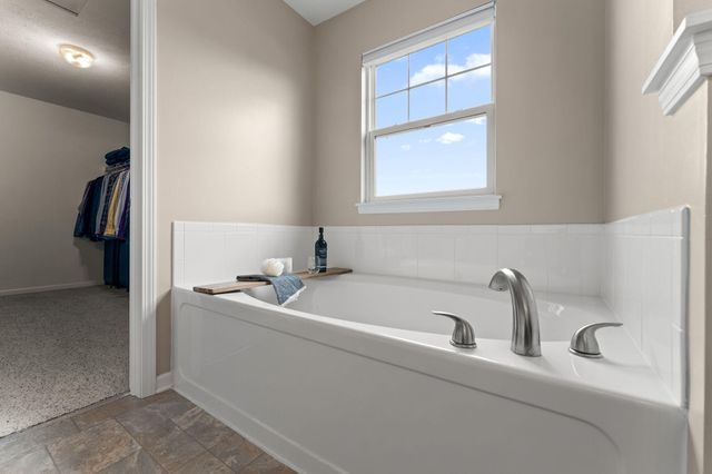 1429 Delos Marr Avenue, Chesterton, IN 46304