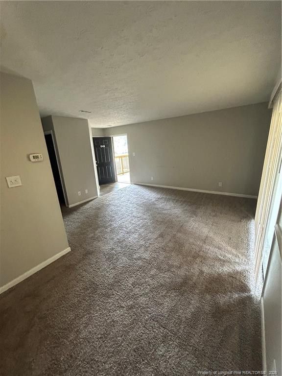 831 Applewood Lane, Fayetteville, NC 28303