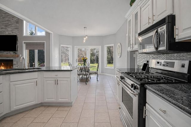 10588 Erie Drive, Crown Point, IN 46307