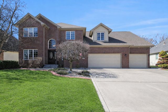 10588 Erie Drive, Crown Point, IN 46307