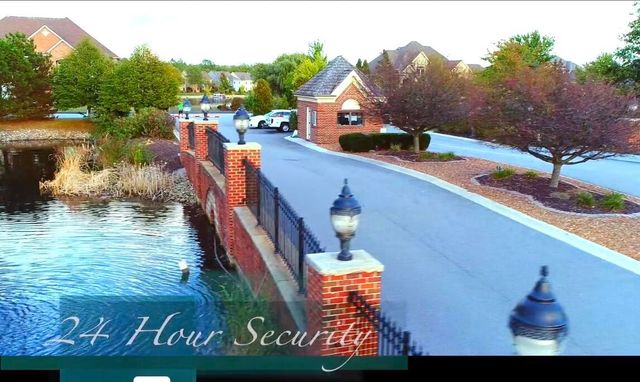 10588 Erie Drive, Crown Point, IN 46307