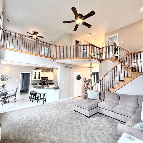 10588 Erie Drive, Crown Point, IN 46307