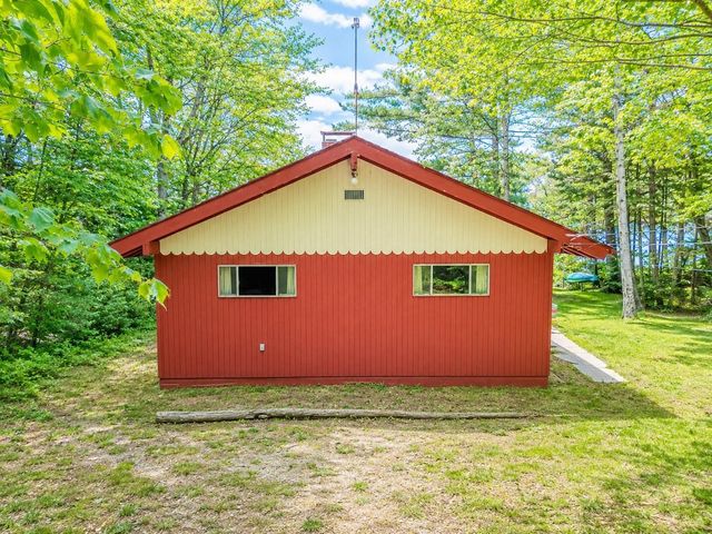 19 Nutmeg Lane, Lempster, NH 03605