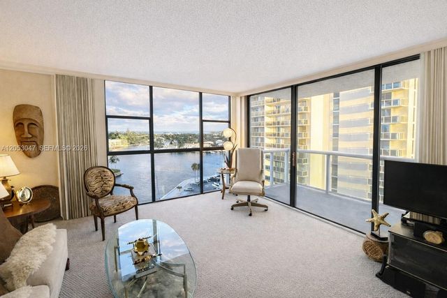 20505 E Country Club Drive 1033, Aventura, FL 33180