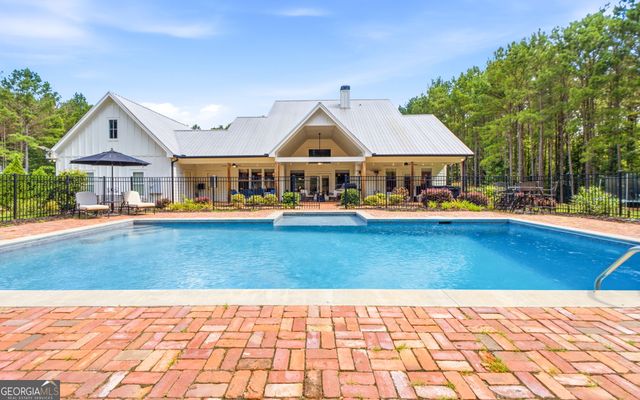301 Friendship Church Road, Brooks, GA 30205