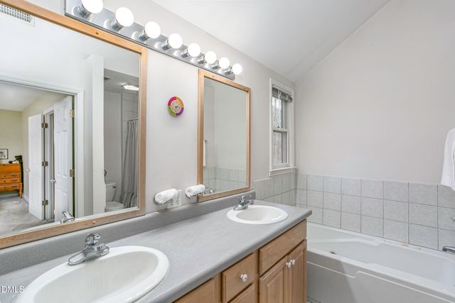 4216 Hope Valley Drive, Hillsborough, NC 27278