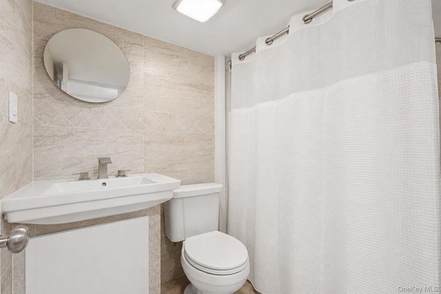 313 2nd Avenue, Brentwood, NY 11717