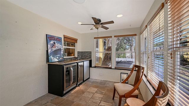 2429 WHIPPOORWILL CIRCLE, Sarasota, FL 34231