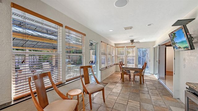 2429 WHIPPOORWILL CIRCLE, Sarasota, FL 34231