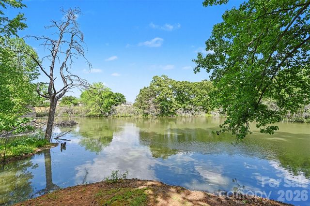 952 Hickory Stick Drive, Fort Mill, SC 29715