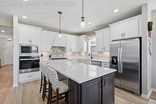 4144 Dogwood Drive, Milford Charter Township, MI 48381