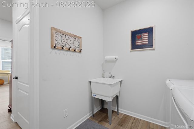 4144 Dogwood Drive, Milford Charter Township, MI 48381