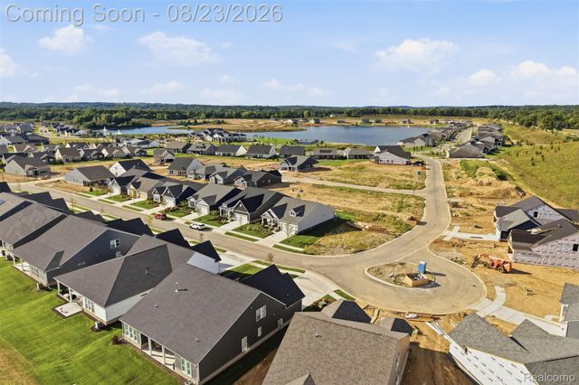 4144 Dogwood Drive, Milford Charter Township, MI 48381