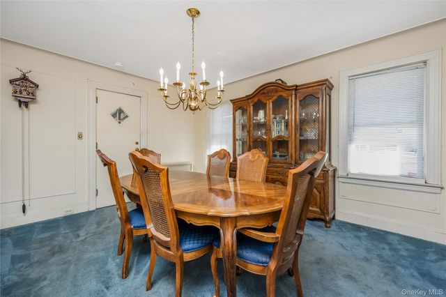 81 Marshall Avenue, Floral Park, NY 11001