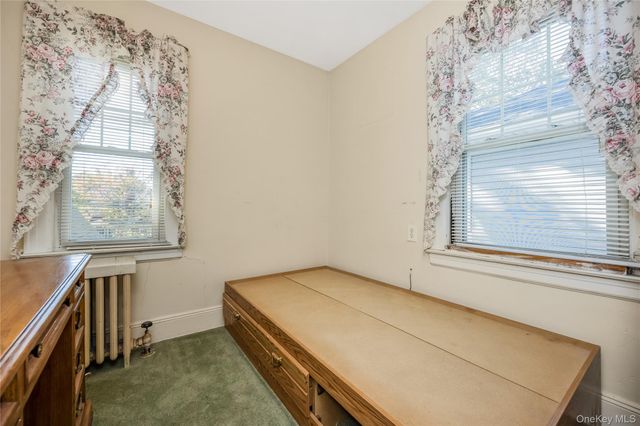 81 Marshall Avenue, Floral Park, NY 11001
