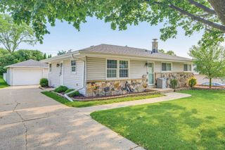 6619 Manchester DRIVE, Greendale, WI 53129