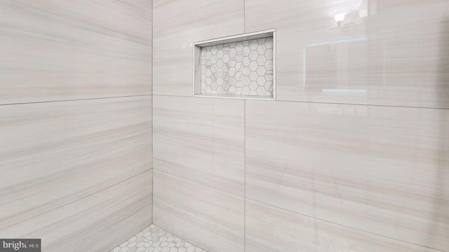 2303 MCGREGOR CT, Vienna, VA 22182