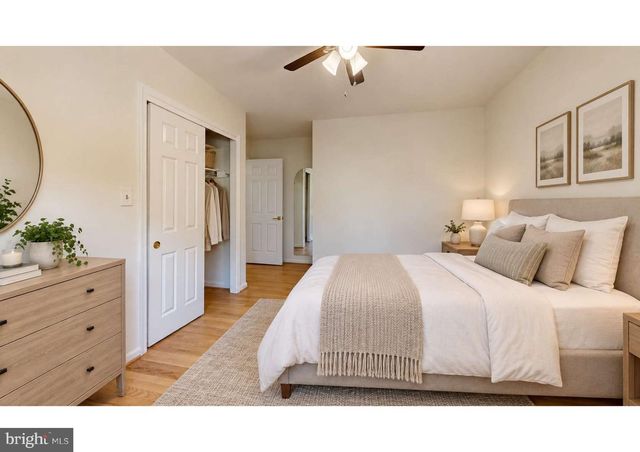 2303 MCGREGOR CT, Vienna, VA 22182