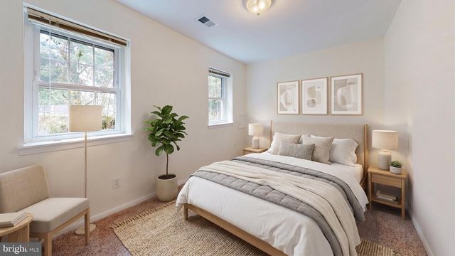 2303 MCGREGOR CT, Vienna, VA 22182