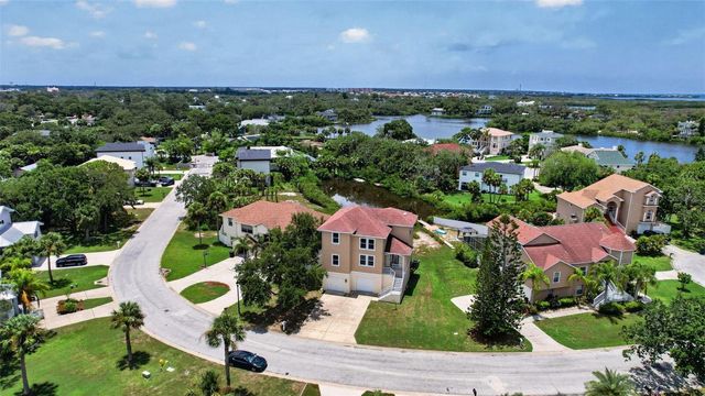 7327 BRIGHTWATERS COURT, New Port Richey, FL 34652