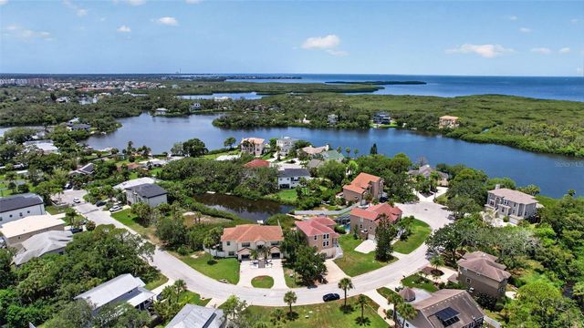 7327 BRIGHTWATERS COURT, New Port Richey, FL 34652
