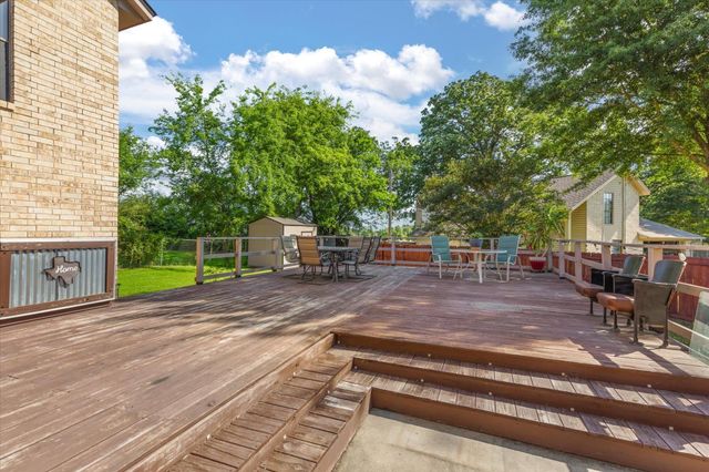 302 Cindi Ct., Longview, TX 75605