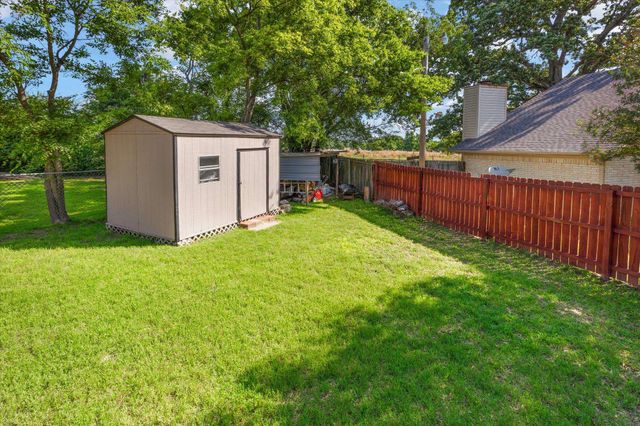 302 Cindi Ct., Longview, TX 75605