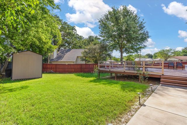 302 Cindi Ct., Longview, TX 75605