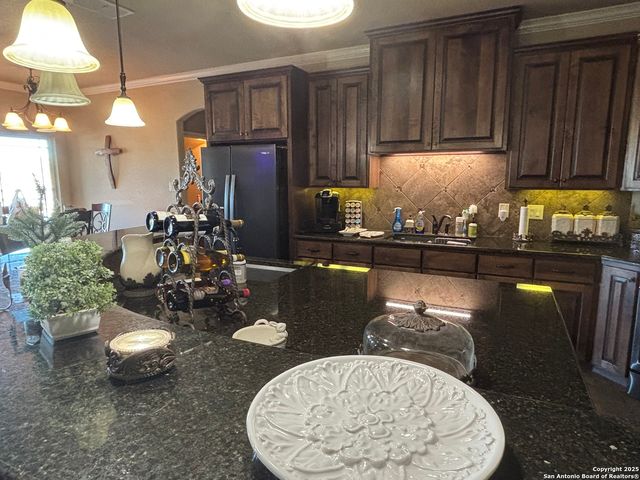 104 Park View, Poth, TX 78147