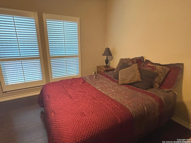 104 Park View, Poth, TX 78147