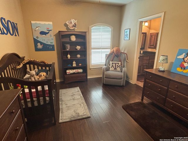 104 Park View, Poth, TX 78147