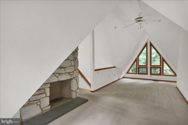 31 TODD DR, Leesport, PA 19533
