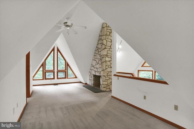 31 TODD DR, Leesport, PA 19533