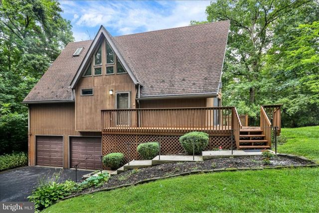 31 TODD DR, Leesport, PA 19533