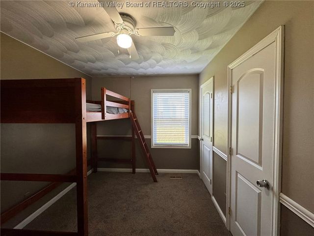 106 Cherry Street, Eleanor, WV 25070