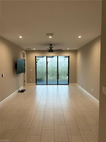 7553 Carnegie WAY, Naples, FL 34119