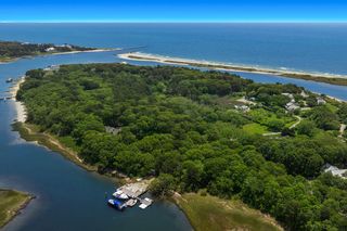 14 Indian Trail, Osterville, MA 02655