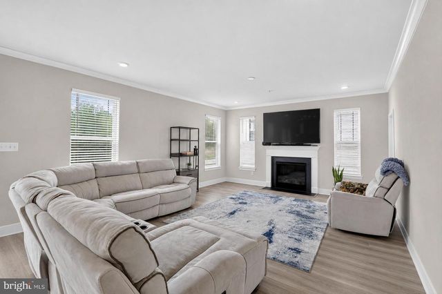 4294 SHAKESPEARE CIR, White Plains, MD 20695